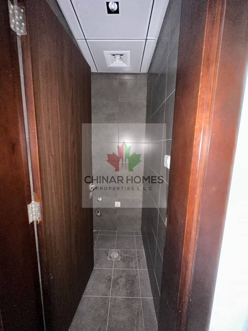 Investor Deal | Spacious Unit | High floor - Image 7