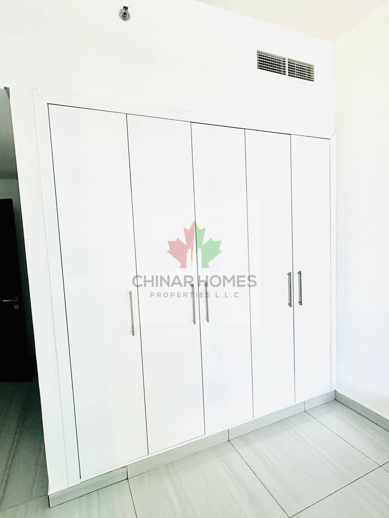 Investor Deal | Spacious Unit | High floor - Image 12