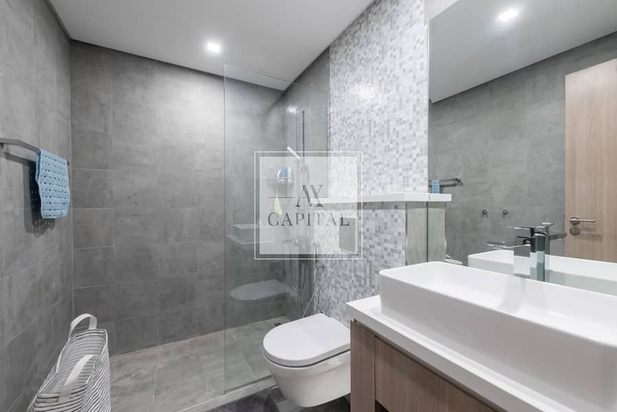 Furnished | Maid | Sea and Marina View | 2 Parking - Image 13