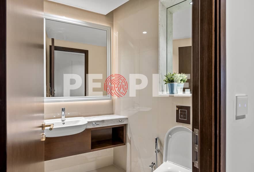 BURJ VIEW | LESS THAN OP | EXCLUSIVE | UPGRADED - Image 18