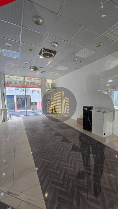 Shop para en Alquiler en Deira, Dubai - WhatsApp Image 2025-10-21 at 1.35. 18 PM (2). jpeg Shop para en Alquiler en Deira, Dubai - WhatsApp Image 2025-10-21 at 1.35. 18 PM (2). jpeg