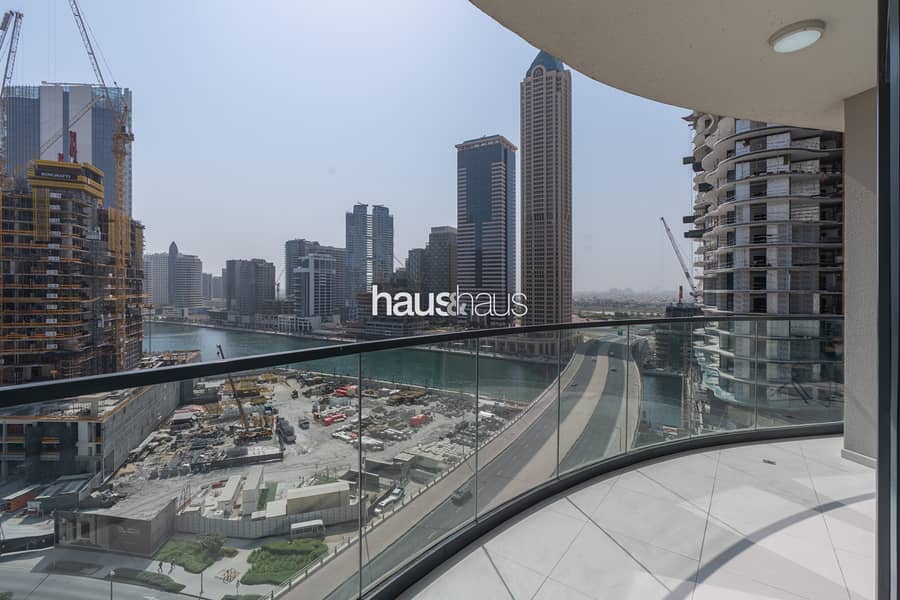 Canal View | Chic and Vibrant | Modern Comforts