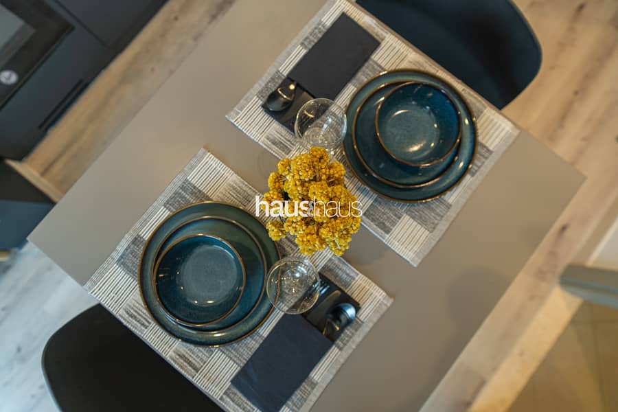 Canal View | Chic and Vibrant | Modern Comforts - Image 16