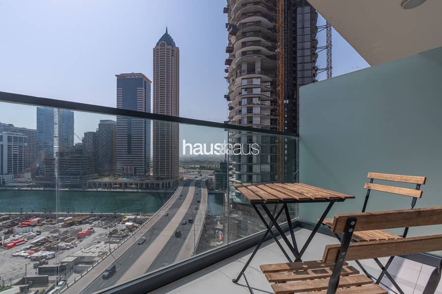 Canal View | Chic and Vibrant | Modern Comforts - Image 25