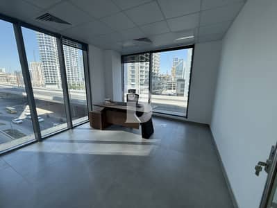 Office for Rent in Business Bay, Dubai - VASTU COMPLIANT | 1 PARKING | FURNISHED UNIT Office for Rent in Business Bay, Dubai - VASTU COMPLIANT | 1 PARKING | FURNISHED UNIT
