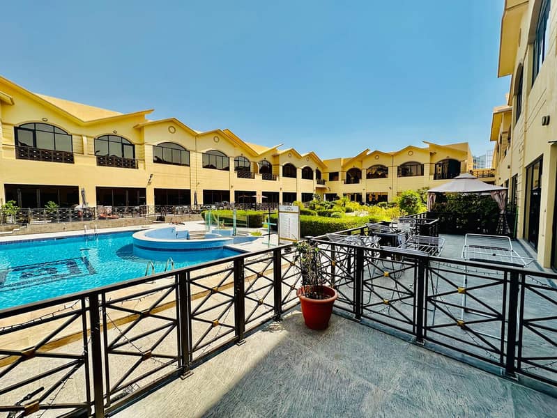 New finish 4 bedroom villa with shared pool and gym