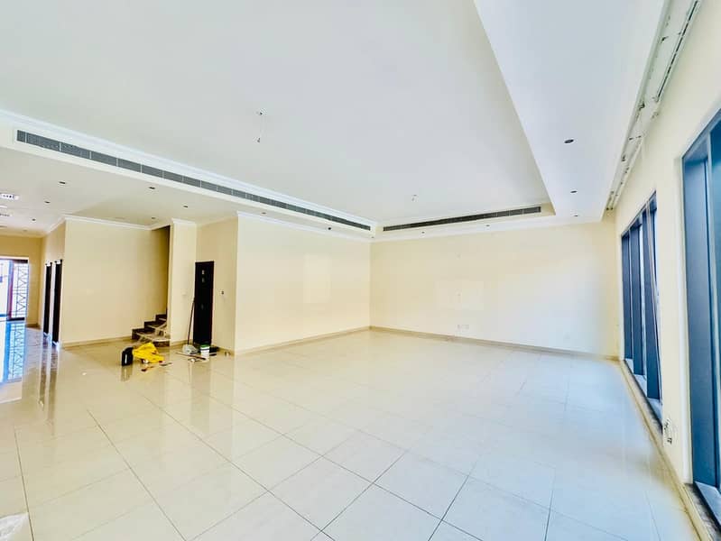 New finish 4 bedroom villa with shared pool and gym - Image 7