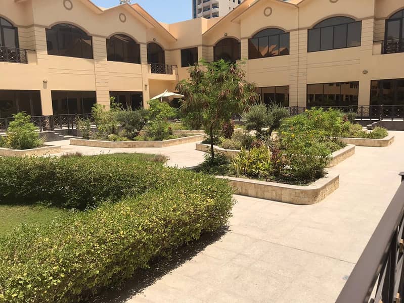 New finish 4 bedroom villa with shared pool and gym - Image 12