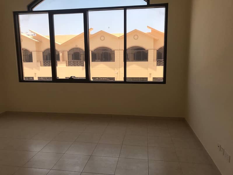 New finish 4 bedroom villa with shared pool and gym - Image 14