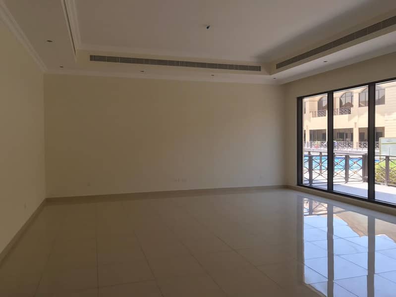 New finish 4 bedroom villa with shared pool and gym - Image 15