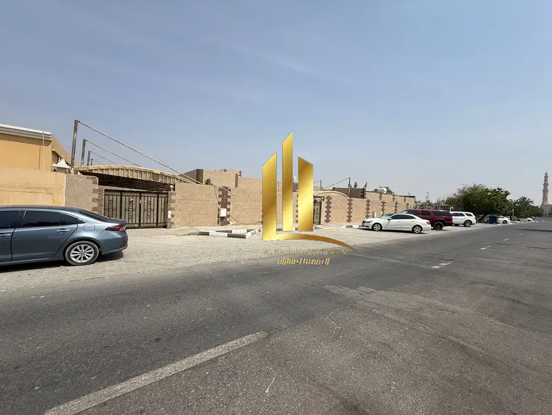 Spacious House for Sale in Al Qouz, Sharjah – Prime Location Near Amenities - View 3
