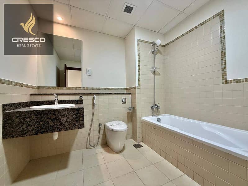 High Floor | Full Marina View | Maid Room - Image 11