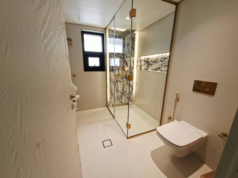 Breathtaking | Serene | Ultra Luxury - Image 17