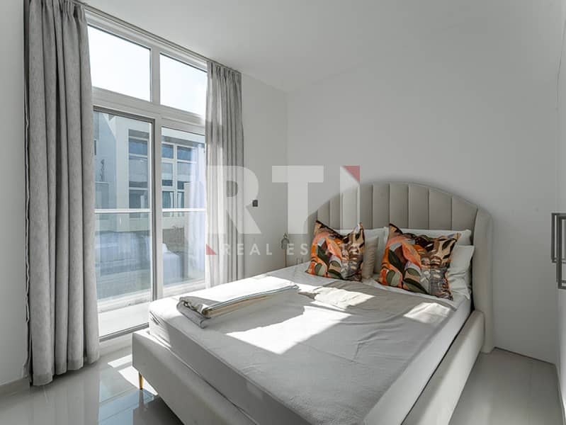 Corner Unit | Upgraded | Vacant on Trasfer