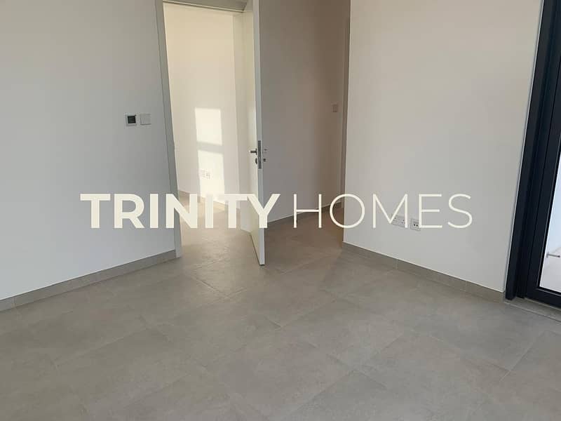 Hot Offer !! 3 Bedroom + Maid | Just AED 210000 - Image 8