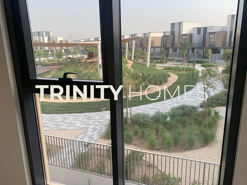 Hot Offer !! 3 Bedroom + Maid | Just AED 210000 - Image 9