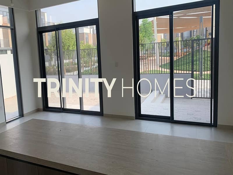 Hot Offer !! 3 Bedroom + Maid | Just AED 210000 - Image 32