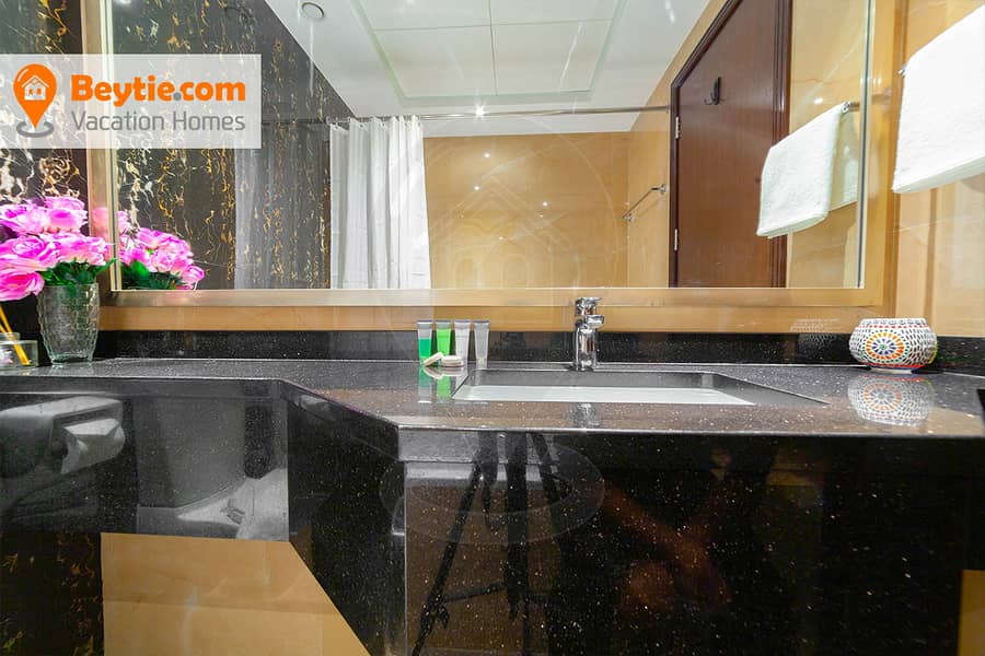 An Elegant Newly Furnished 1 Bedroom Apartment in Elite Residence 1 - Image 35