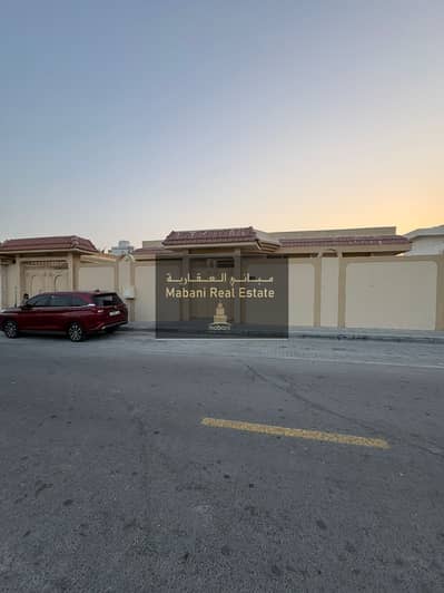 5 Camere Villa in affitto a Al Nekhailat, Sharjah - bf6f1b58-b5a8-47bf-a044-01dbbd0ea7ca. jpg 5 Camere Villa in affitto a Al Nekhailat, Sharjah - bf6f1b58-b5a8-47bf-a044-01dbbd0ea7ca. jpg