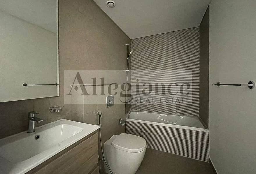 Park View | Ready To Move In | Well Maintained - Image 20