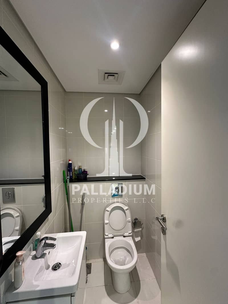 Luxury Furnished 1 BHK Apartment in Business Bay - Image 11