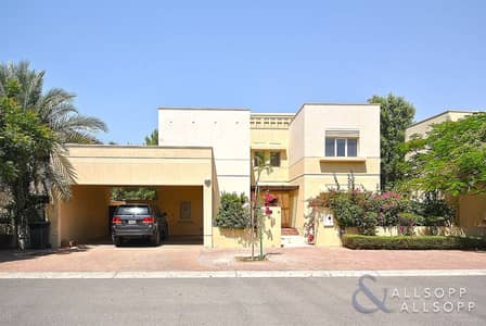 5 Bedroom Villa for Sale in The Meadows, Dubai - 5 Bedroom | Upgrades | Front Lake View 5 Bedroom Villa for Sale in The Meadows, Dubai - 5 Bedroom | Upgrades | Front Lake View