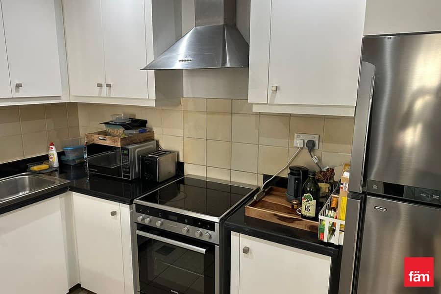 Stylish | High-Floor | Designer Residence - Image 14