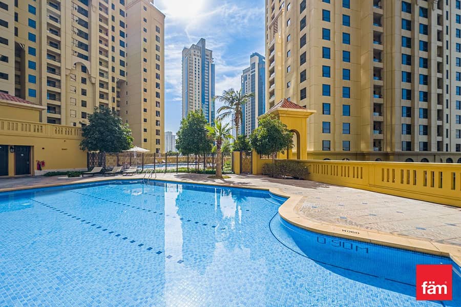 Stylish | High-Floor | Designer Residence