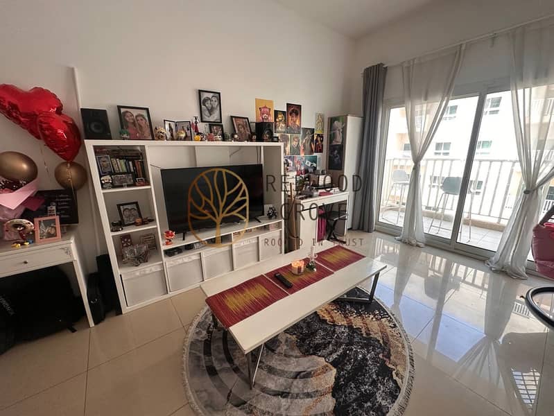 1 Bed | Close to Mall & Bus Stop | Keen to Sell