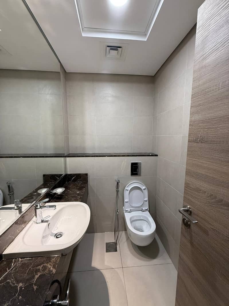 1BR FULLY FURNISHED APARTMENT WITH MAID'S ROOM AND OPEN TERRACE - Image 19