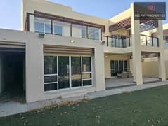 Luxurious Furnished 5 Bed+Maid Upgraded to 5 Bed