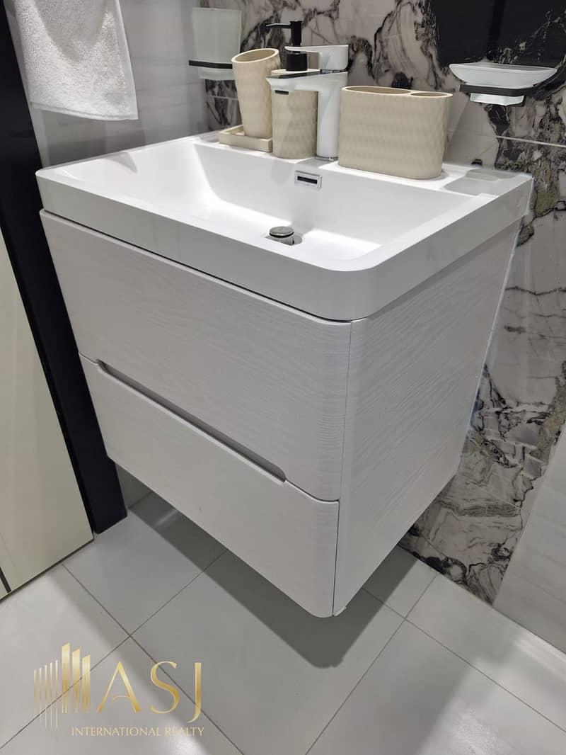 FULLY FURNISHED | BRAND NEW | HIGH ROI - Image 17