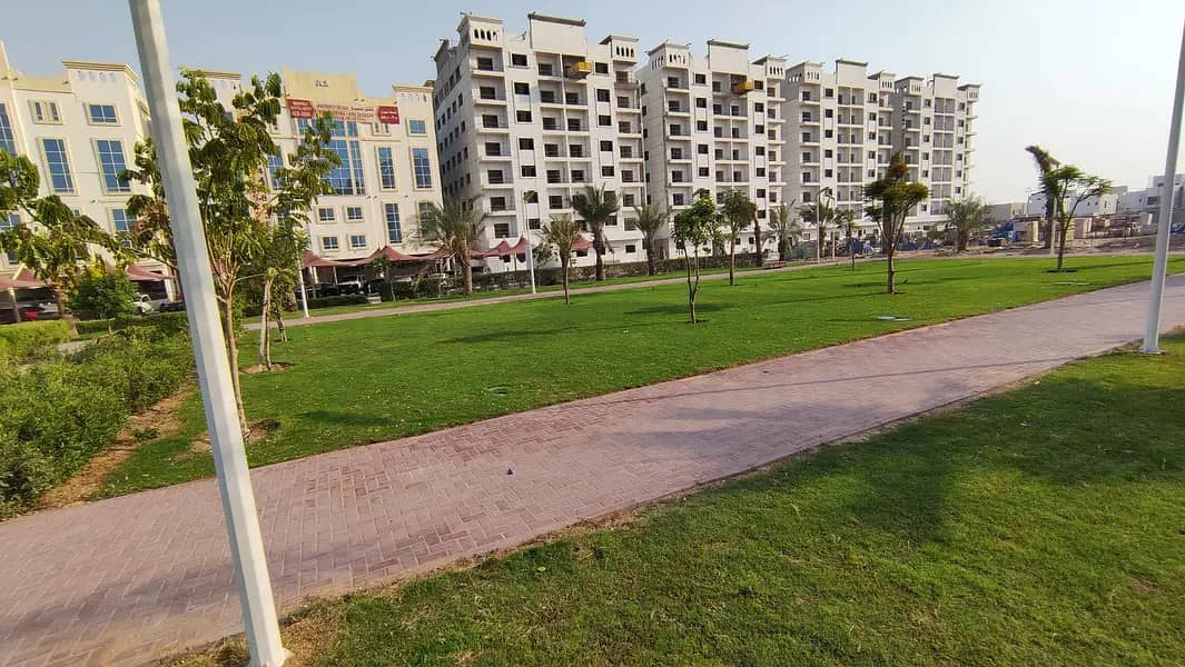 18 WhatsApp Image 2025-03-06 at 22.28. 18_2c280dac. jpg