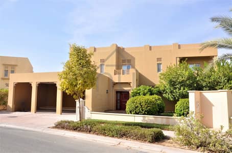 Type 12 | 7 beds | Immaculate condition Type 12 | 7 beds | Immaculate condition