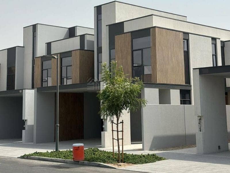 MULTIPLE OPTION| PRIME LOCATION | INVESTOR DEAL | Bayut.com