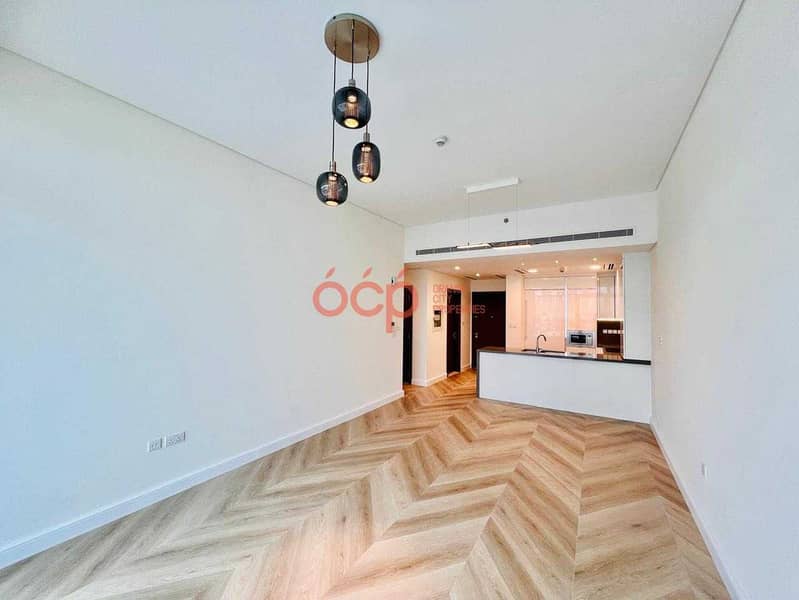 Fully fitted | Brand new | Large Layout Fully fitted | Brand new | Large Layout