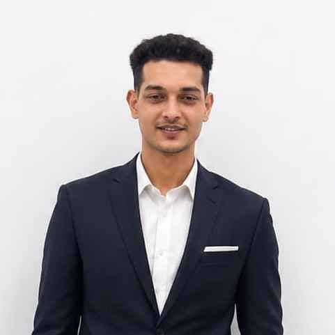 Mahmoud Ezatt Mahmoud Ezatt