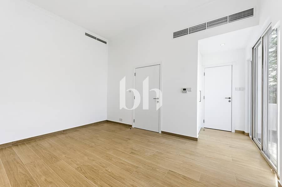 Exceptional Value Villa|Shared Pool|Available Soon - Image 18