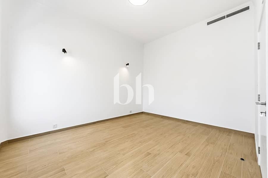 Exceptional Value Villa|Shared Pool|Available Soon - Image 22