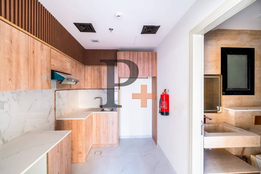 BRAND NEW| READY| PAY 20% AND MOVE IN - Image 3