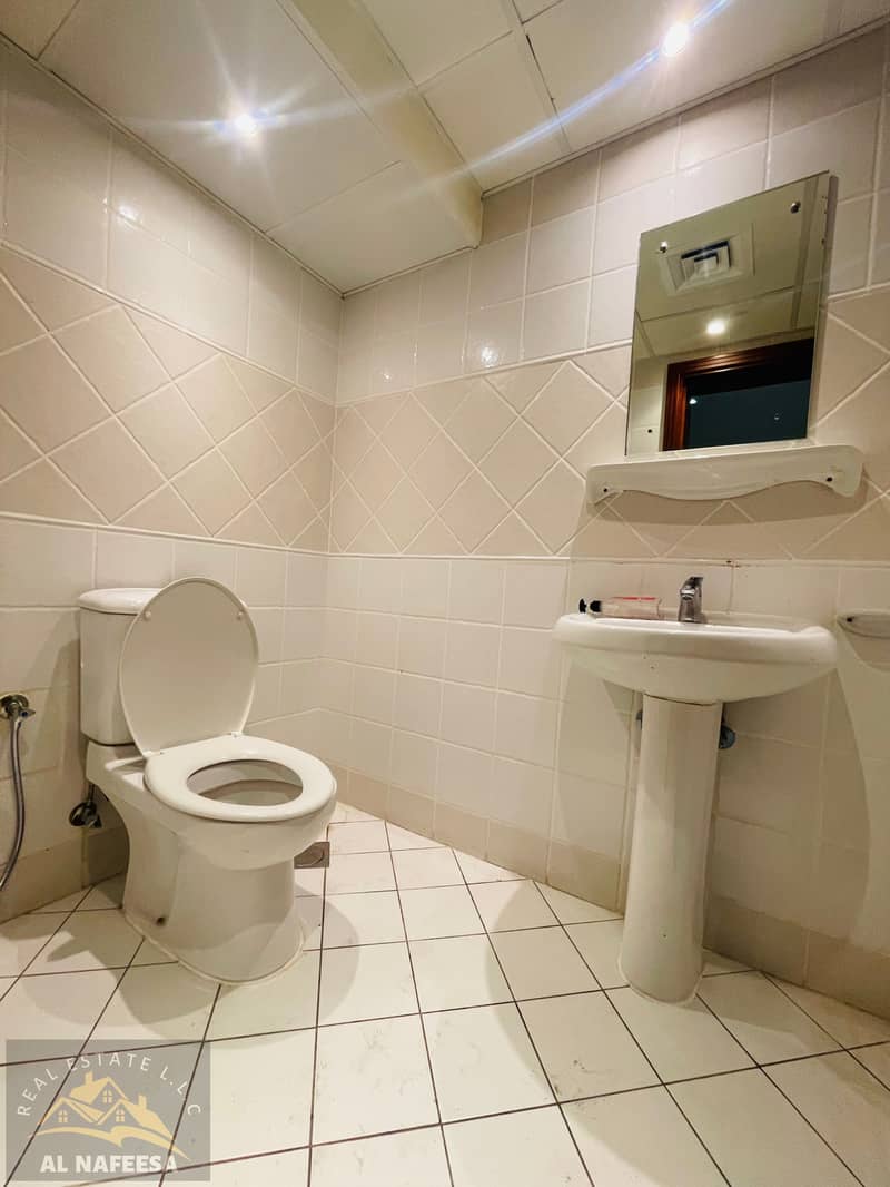 Gated Community | 3 Master Bedroom Villa | Shared Pool, Gym, Sauna & Steam - Image 7