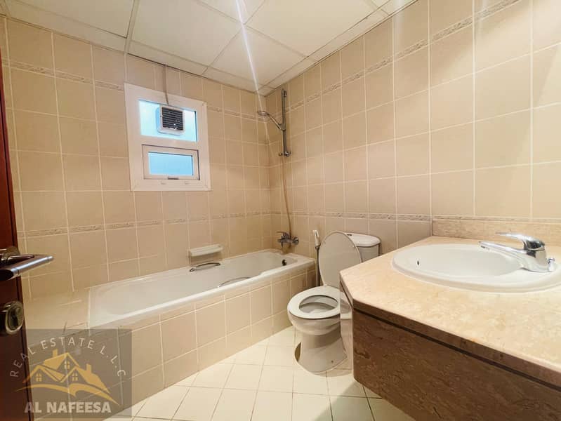 Gated Community | 3 Master Bedroom Villa | Shared Pool, Gym, Sauna & Steam - Image 16