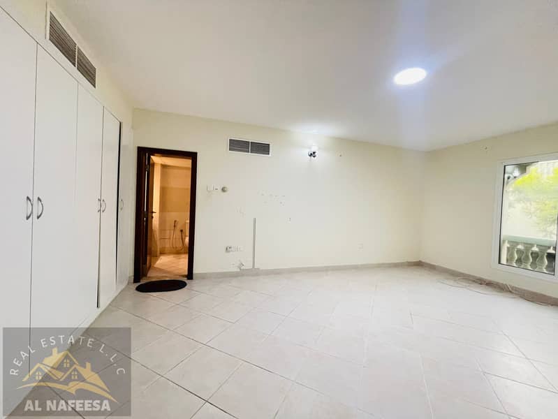 Gated Community | 3 Master Bedroom Villa | Shared Pool, Gym, Sauna & Steam - Image 24