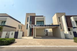 Single Row | Steps to Central Park | View Today