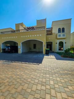 فیلا في نسيم،مدن 4 غرف 5250000 درهم - 12986177