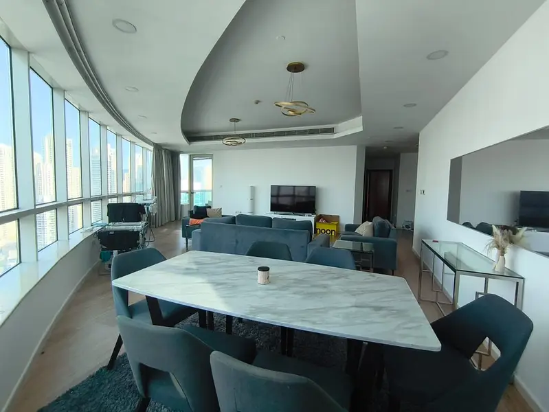 Available 4br+Maids Room! Perfect Layout,Huge Size