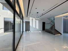 Ready to move | 6BR Villa + M | Majlis |VIP Choice