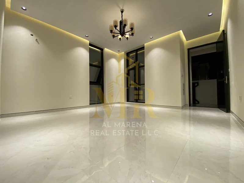 10 WhatsApp Image 2024-09-23 at 10.19. 11 AM. jpeg