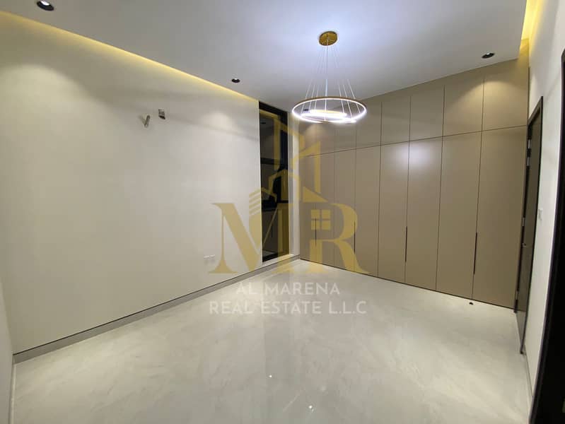 39 WhatsApp Image 2024-09-23 at 10.19. 32 AM (2). jpeg