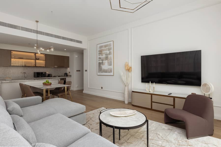 Elegant 2BR Apartment with Sea View – Grand Bleu